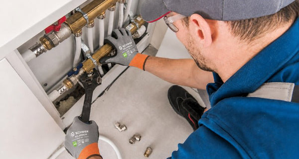 How to Choose Cut Resistant Gloves for Sheet Metal Work