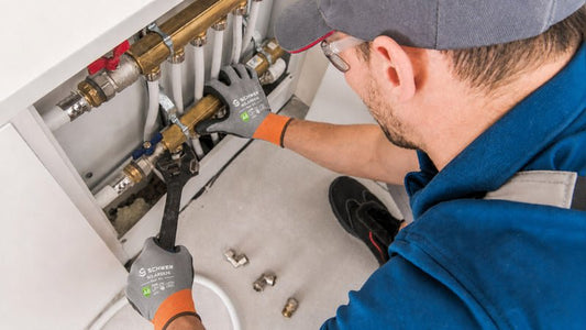 How to Choose Cut Resistant Gloves for Sheet Metal Work